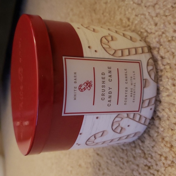 Crushed Candy Cane 3-Wick Candle - Picture 2 of 5